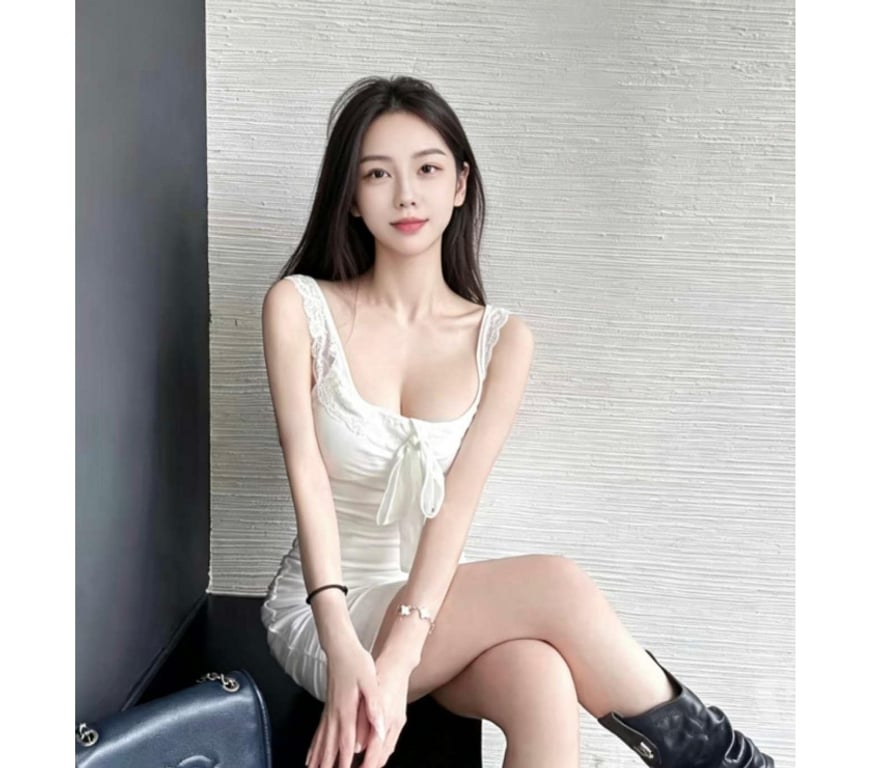 Beautiful and friendly Asian girl, NEW ARRIVED